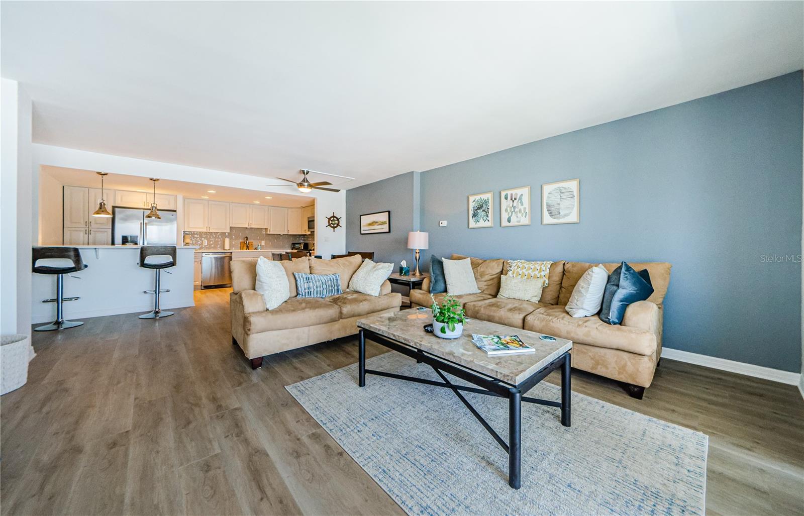 Image 9 of 66 For 800 Gulfview Boulevard 505