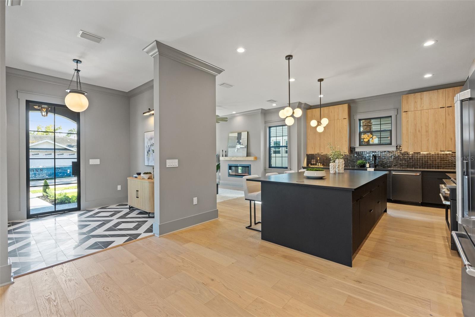 Image 31 of 65 For 807 Park Avenue