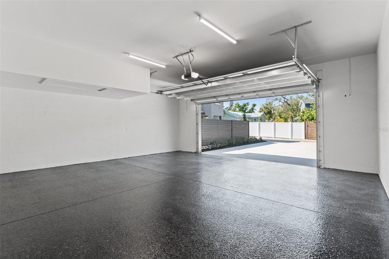 Image 62 of 65 For 807 Park Avenue