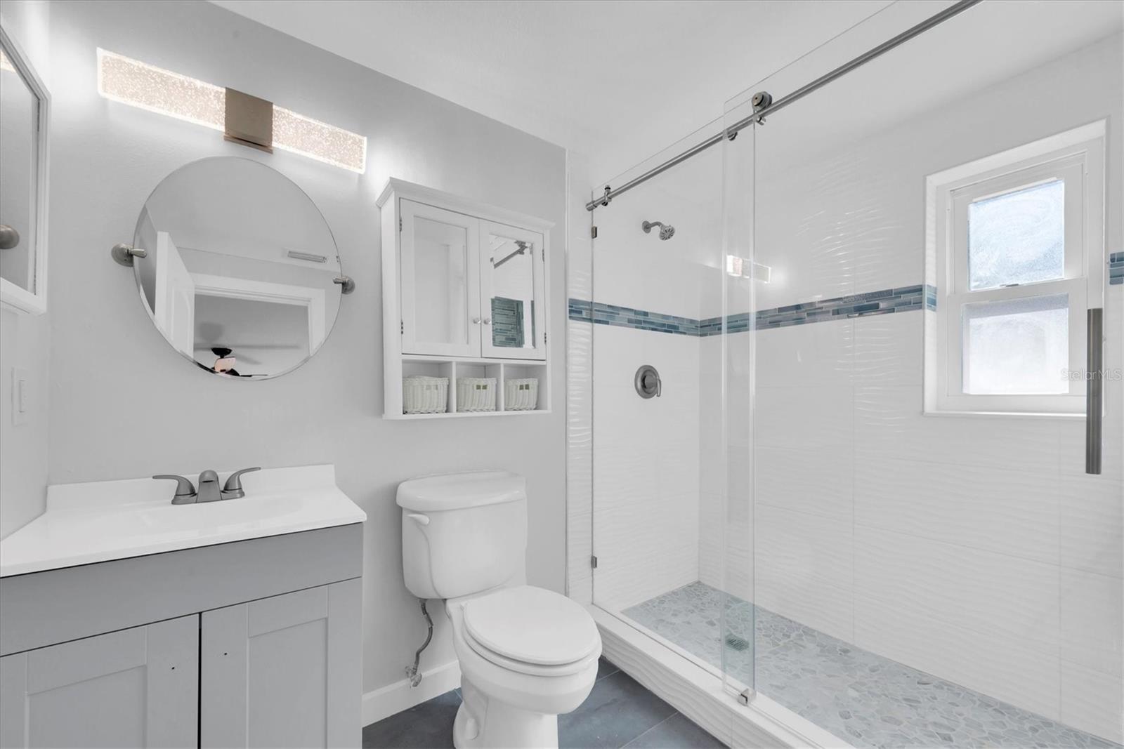 Listing photo id 22 for 5630 Denver Street Ne