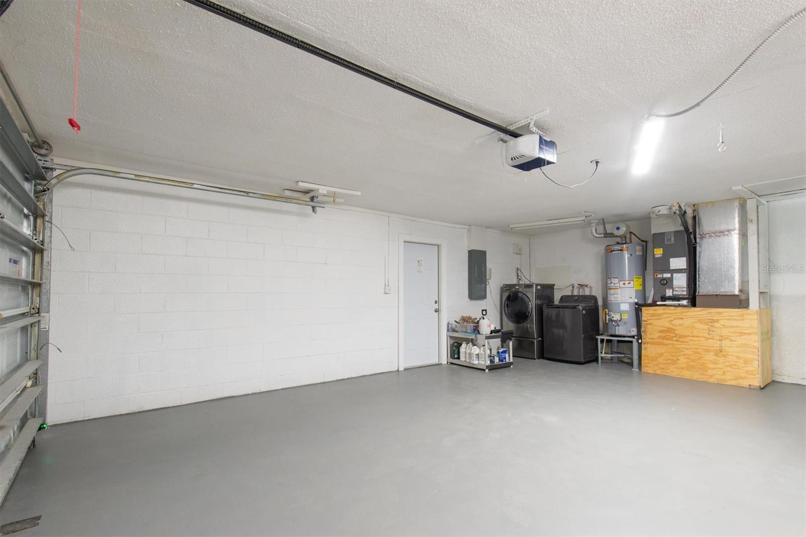 Listing photo id 33 for 5630 Denver Street Ne