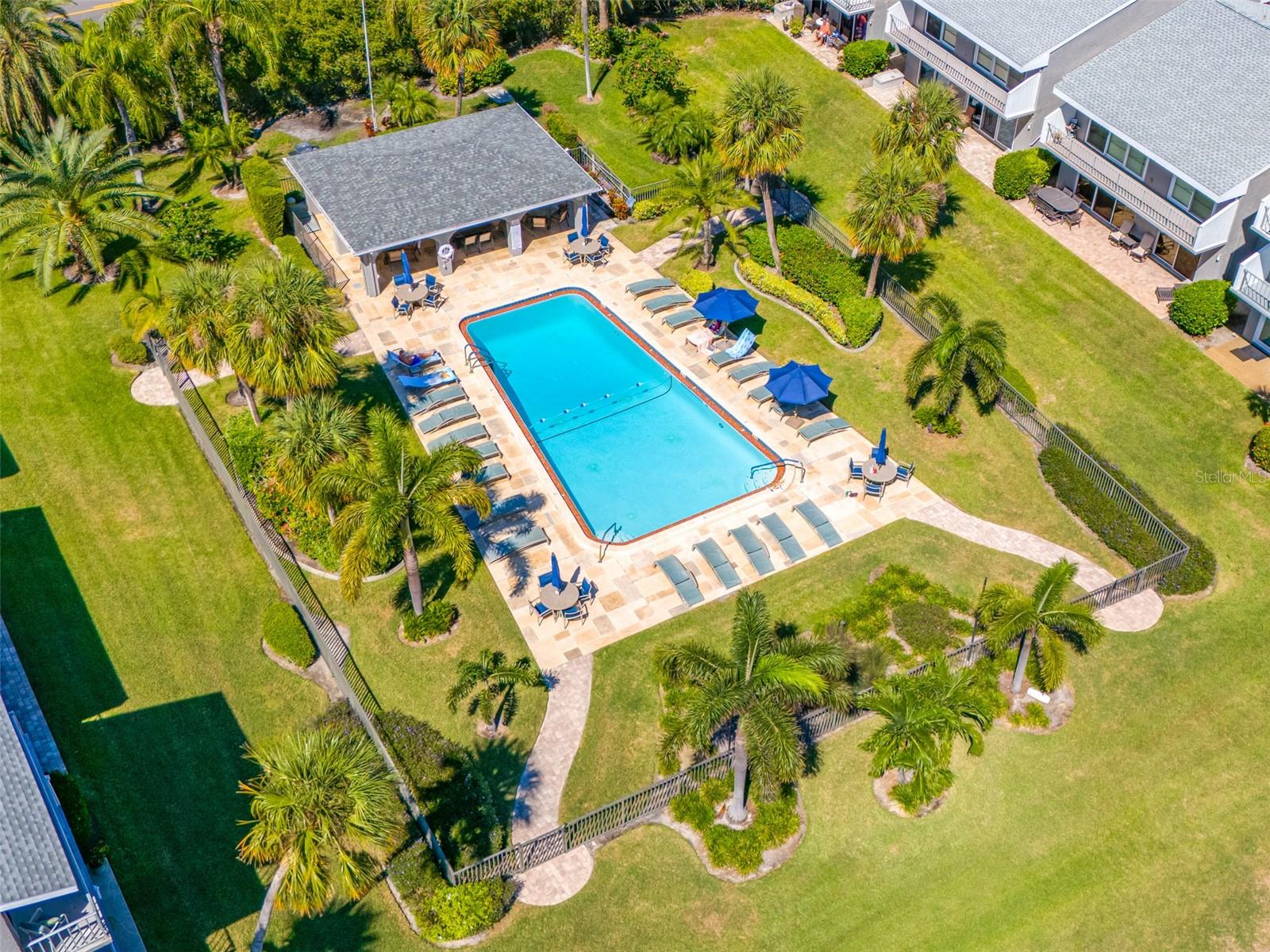 Image 34 of 37 For 1351 Gulf Boulevard 116