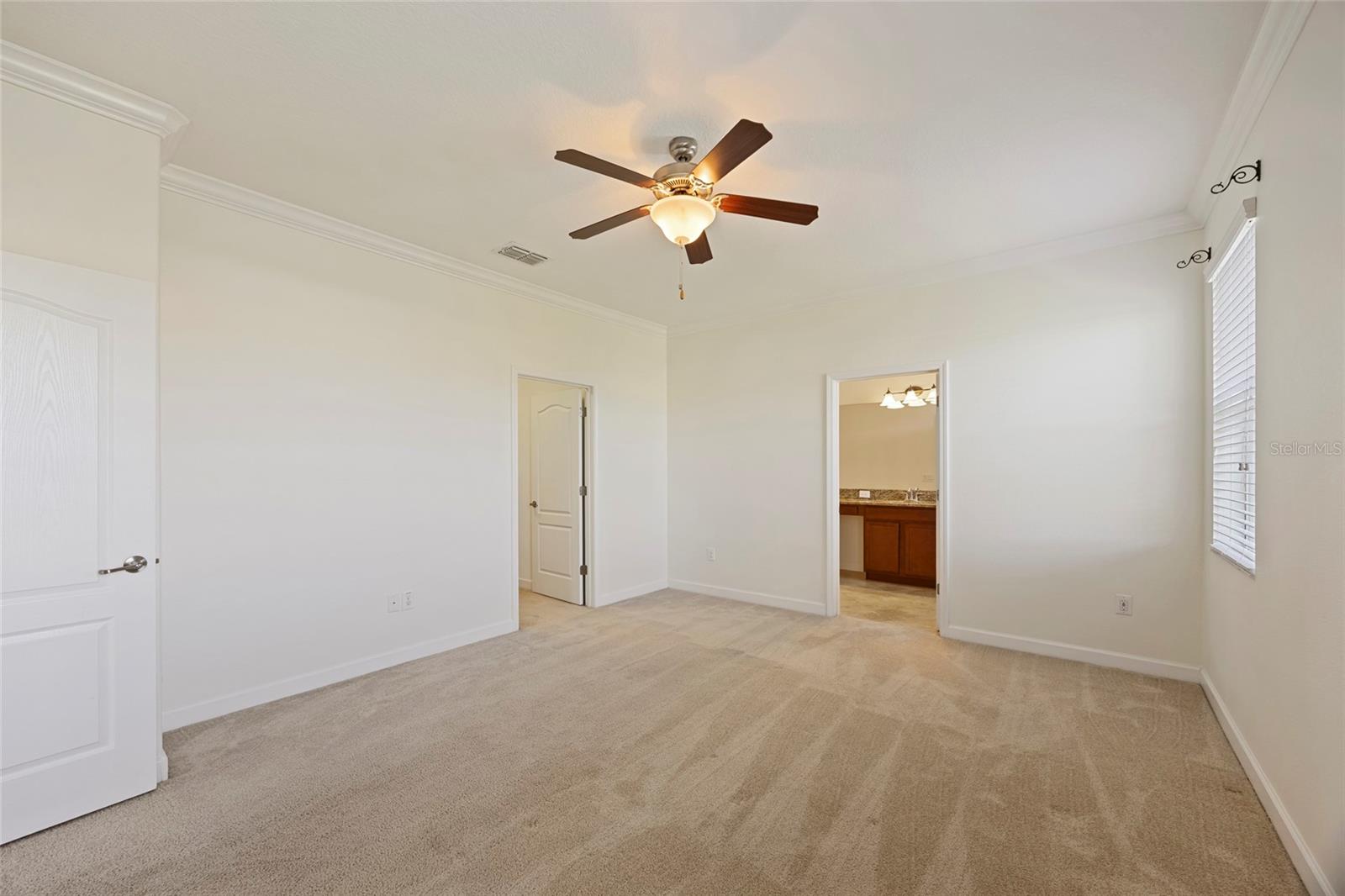 Image 23 of 58 For 19485 Paddock View Drive