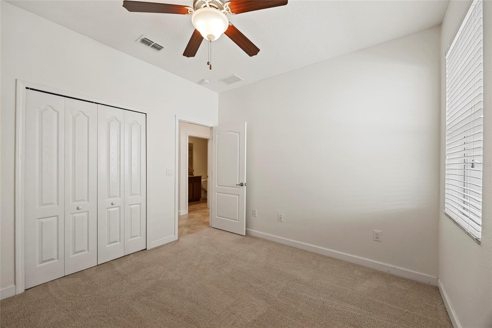 Image 35 of 58 For 19485 Paddock View Drive