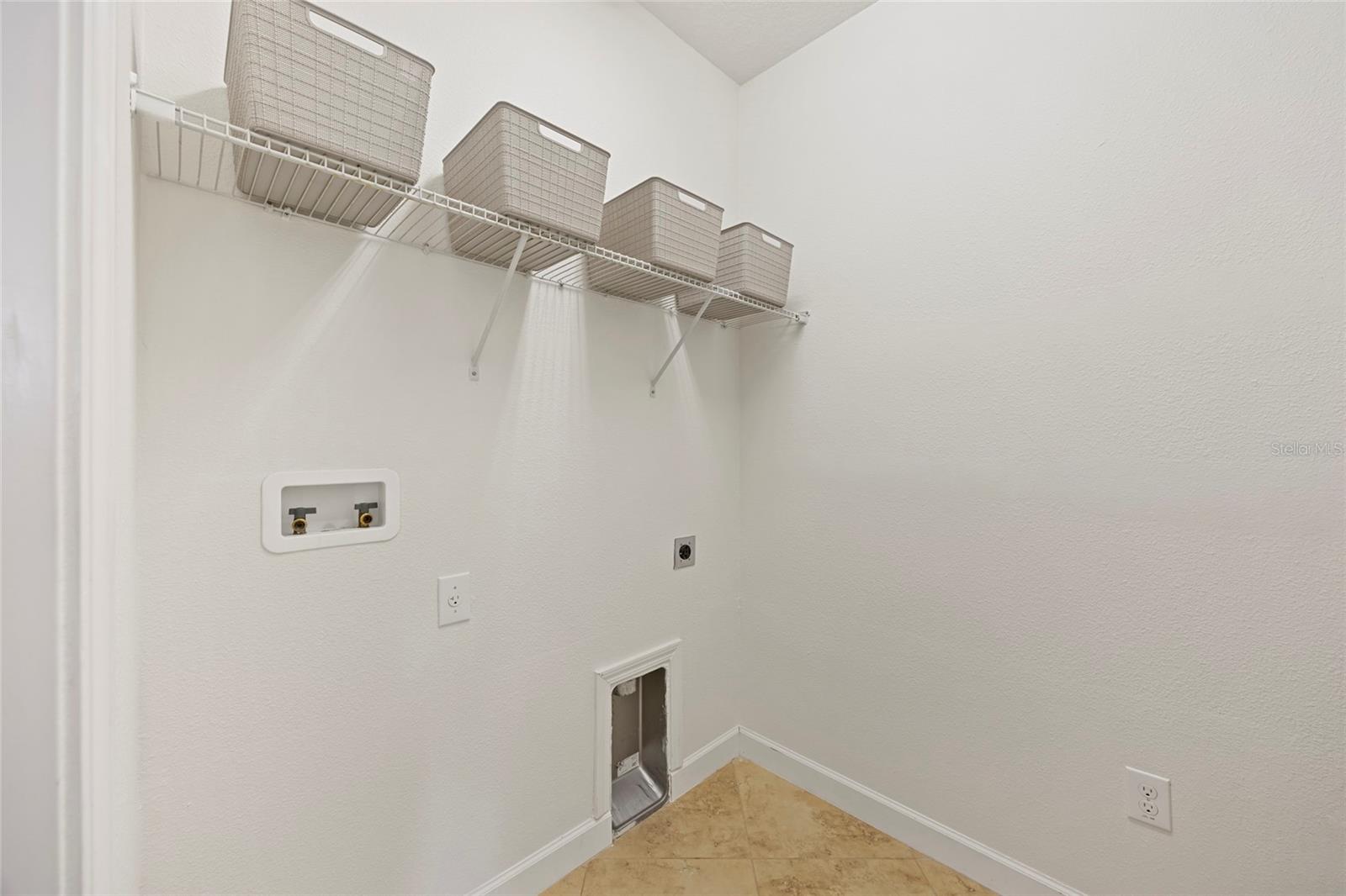 Image 38 of 58 For 19485 Paddock View Drive