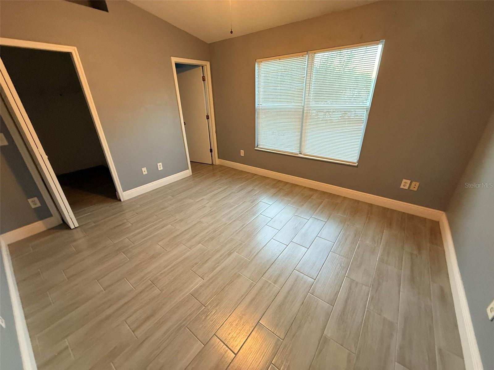 Image 14 of 20 For 1325 Lyonshire Drive