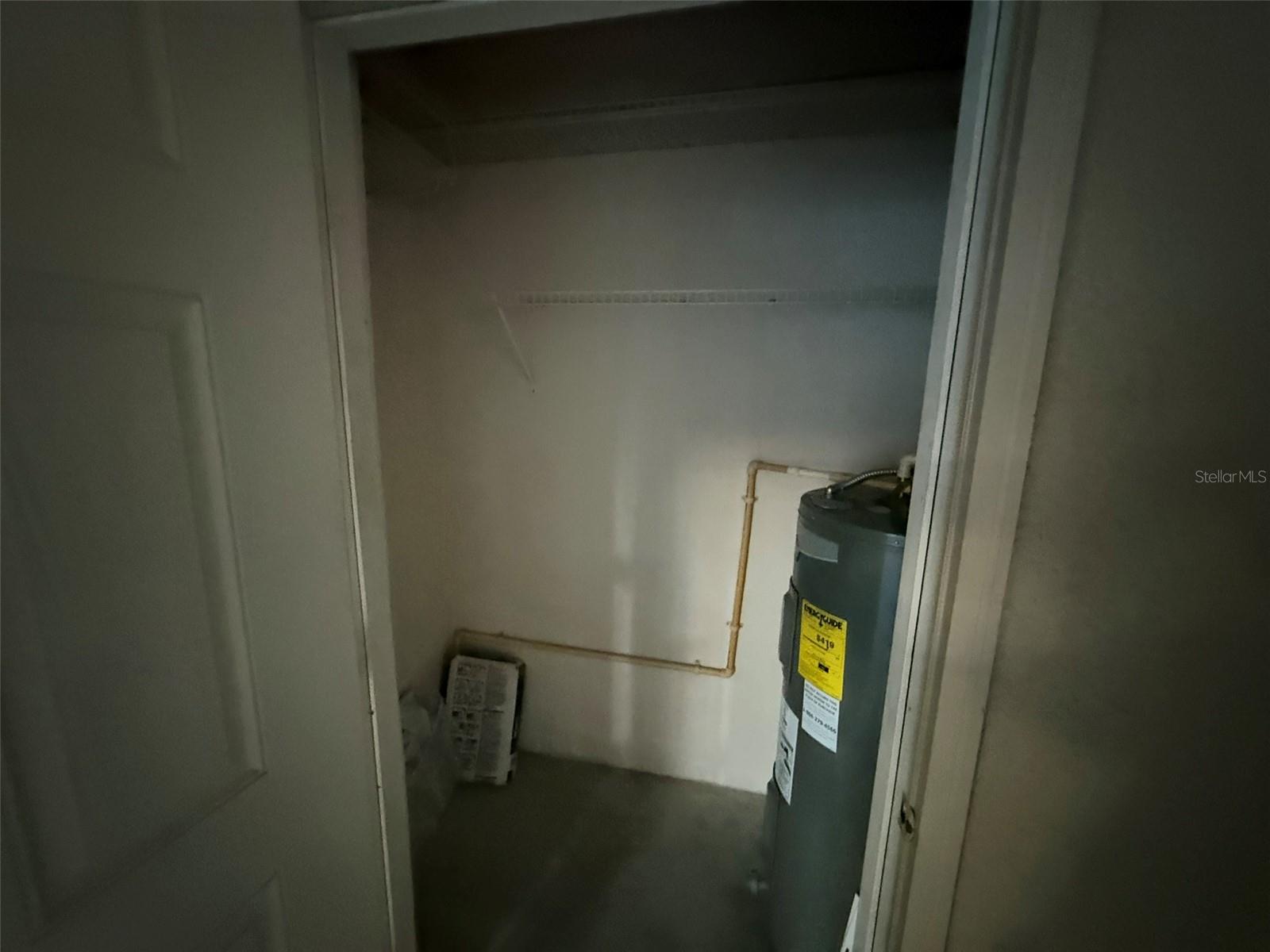 Image 9 of 20 For 1325 Lyonshire Drive