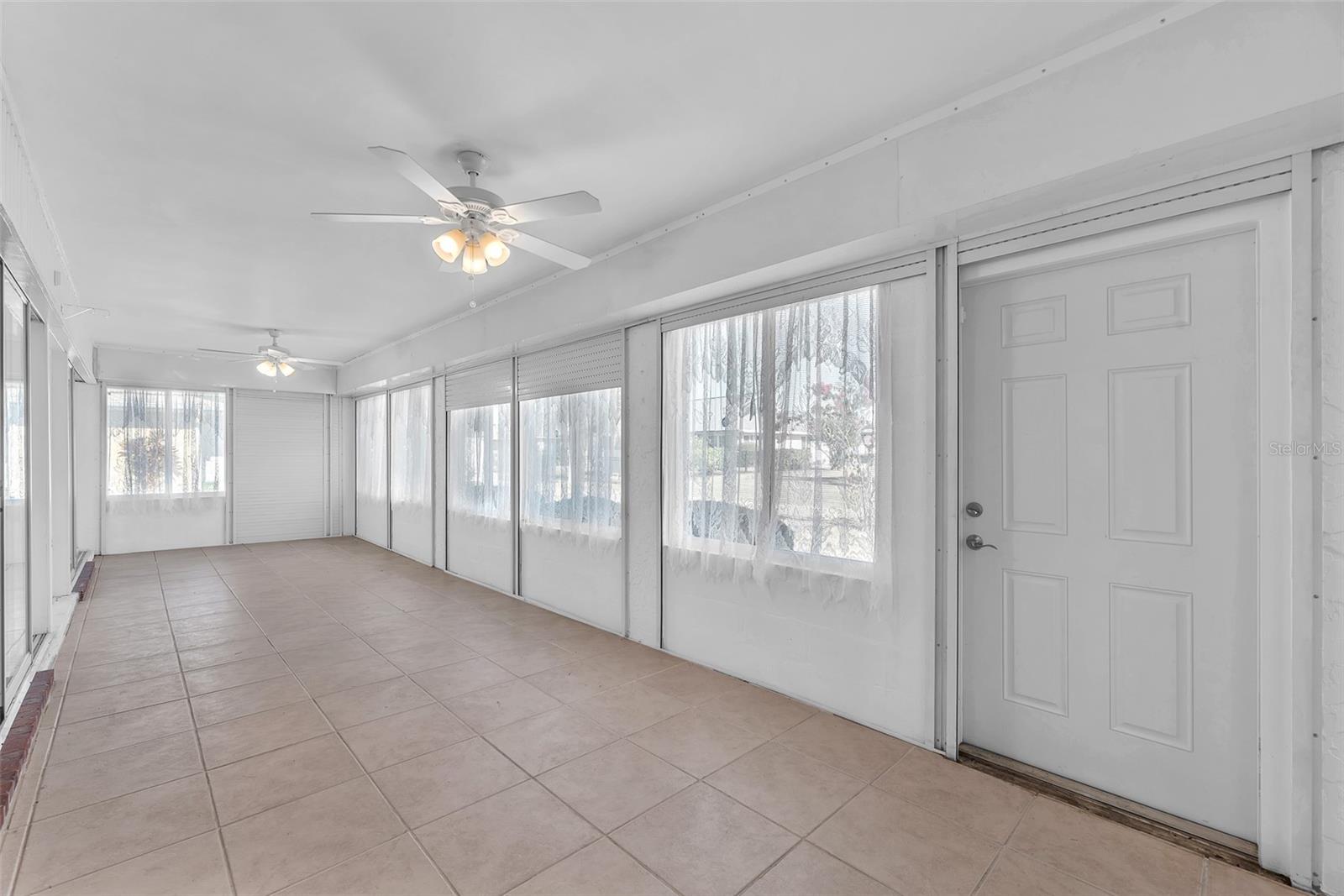 Image 10 of 30 For 1722 Coco Palm Circle