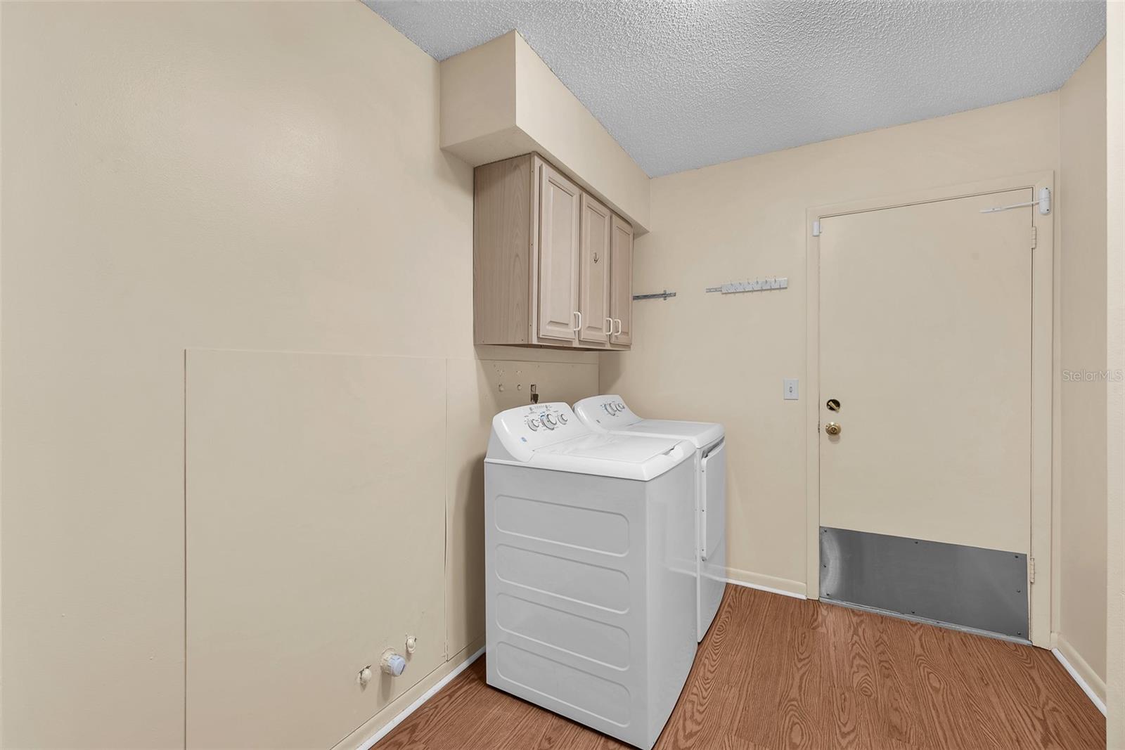 Image 15 of 30 For 1722 Coco Palm Circle