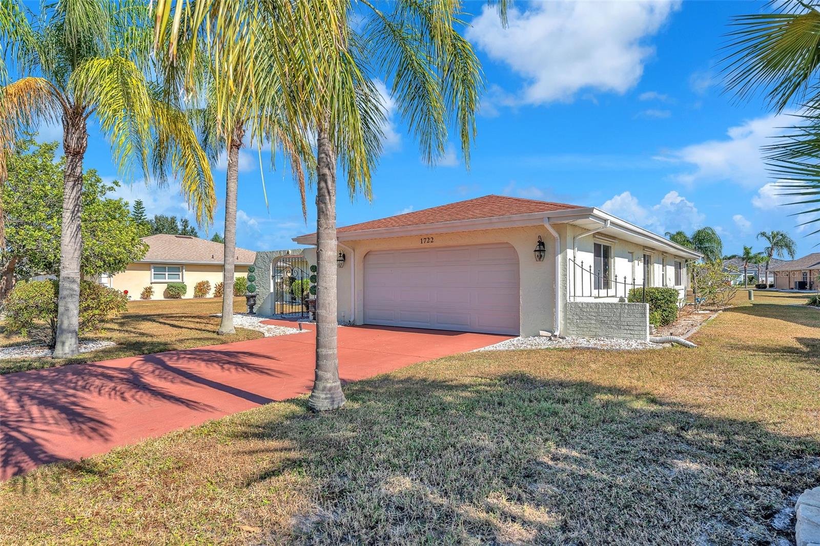 Image 2 of 30 For 1722 Coco Palm Circle