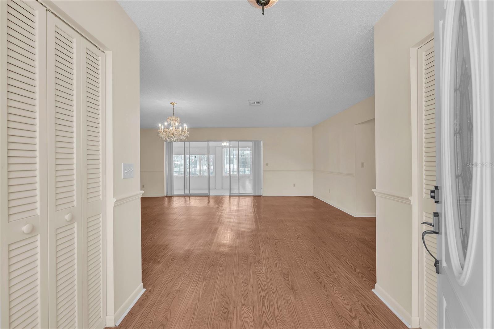 Image 7 of 30 For 1722 Coco Palm Circle