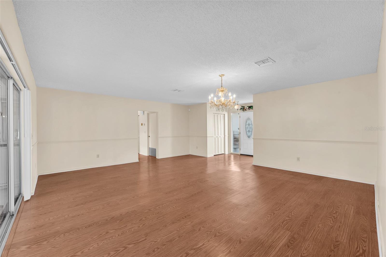 Image 9 of 30 For 1722 Coco Palm Circle