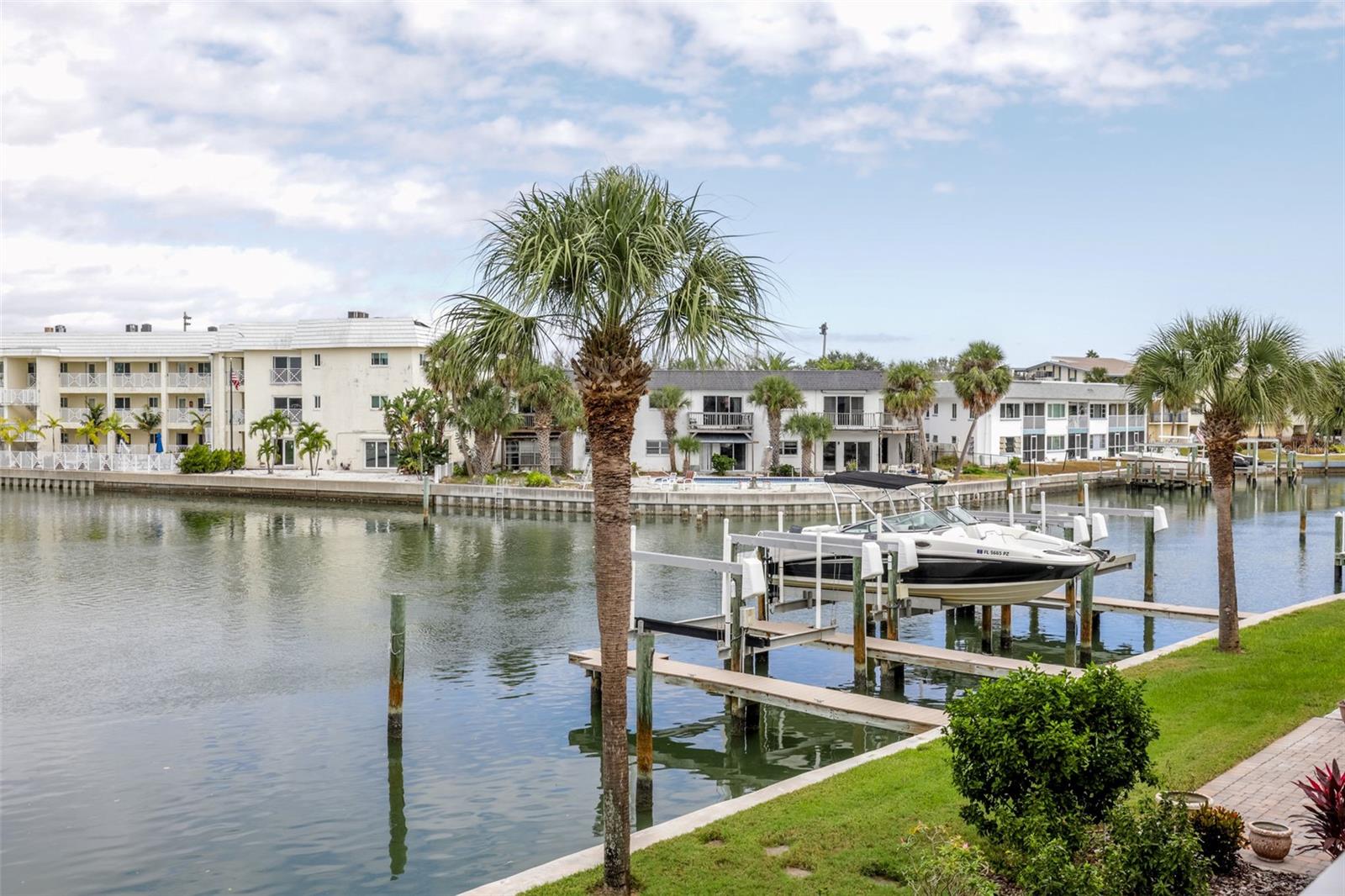 Image 25 of 48 For 150 117th Avenue