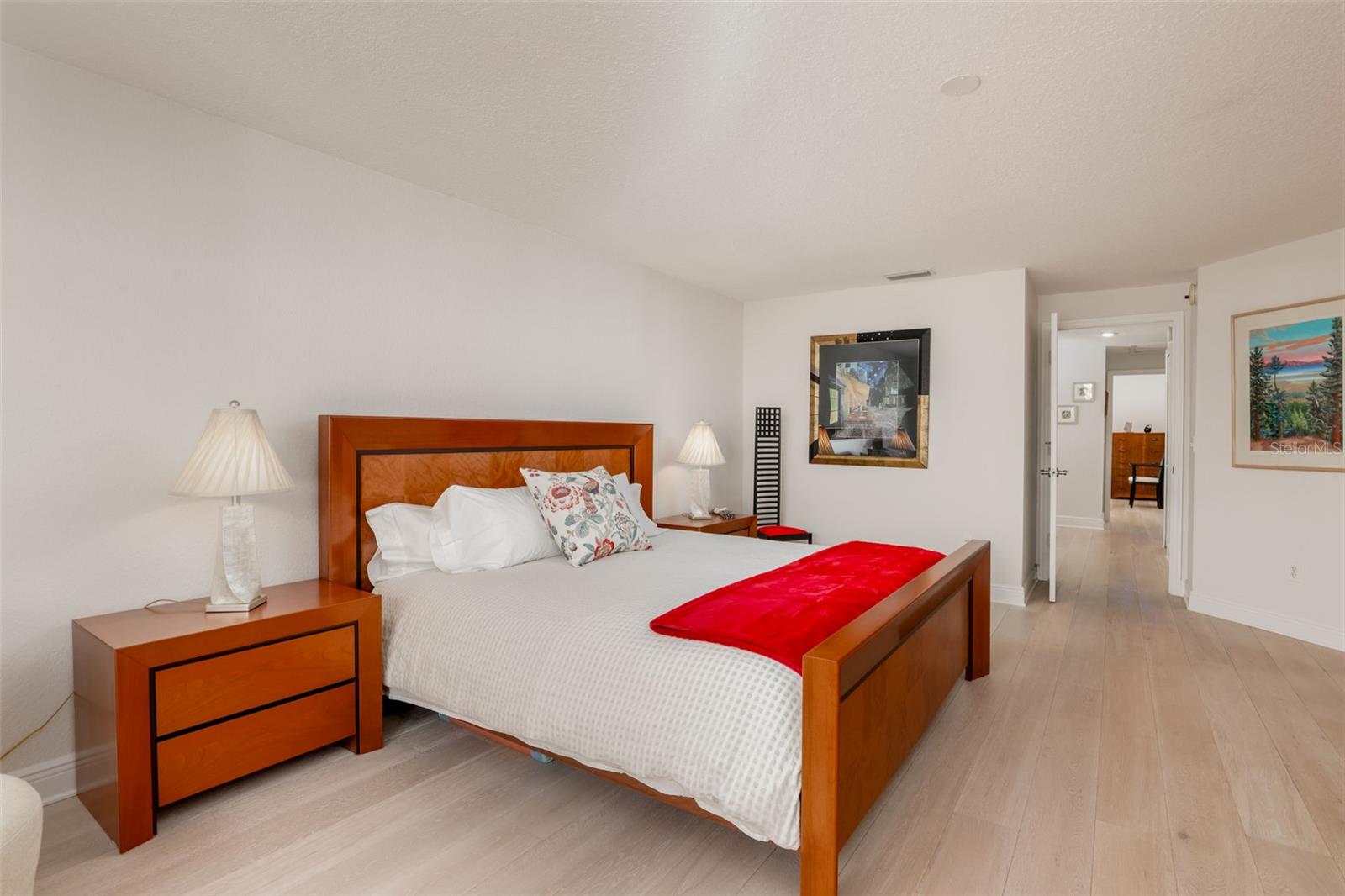 Image 28 of 48 For 150 117th Avenue