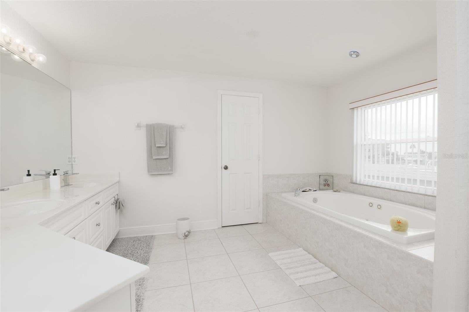 Image 32 of 48 For 150 117th Avenue