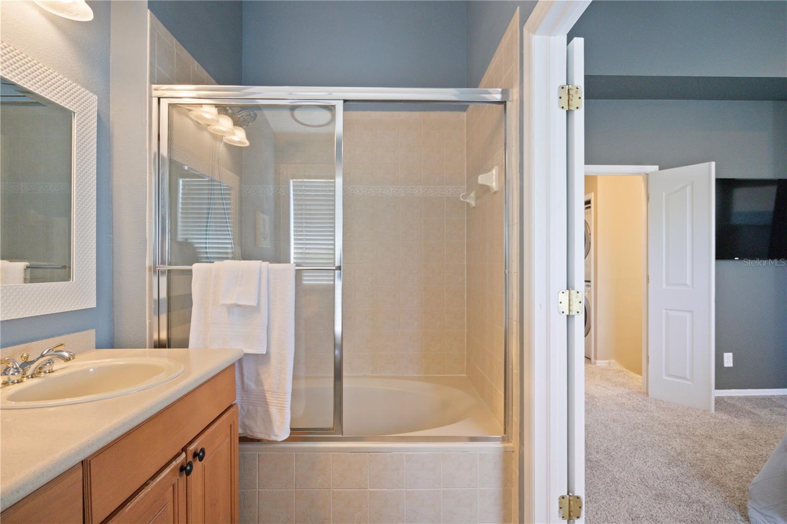 Image 17 of 25 For 2960 Bayshore Pointe Drive