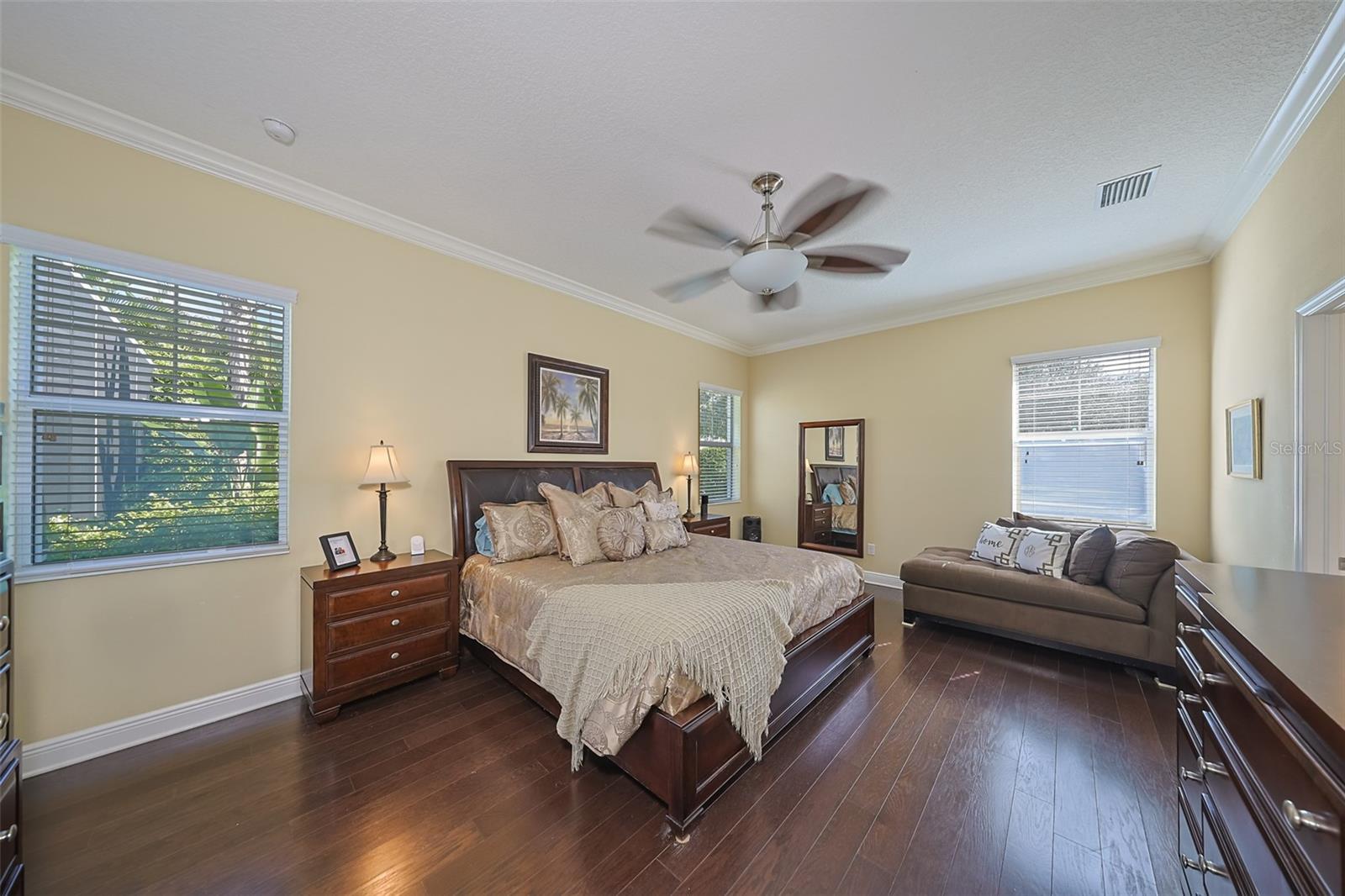 Image 28 of 74 For 613 Manns Harbor Drive