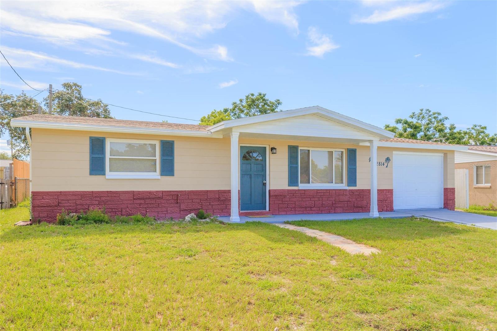 Image 2 of 25 For 12814 Kings Manor Avenue