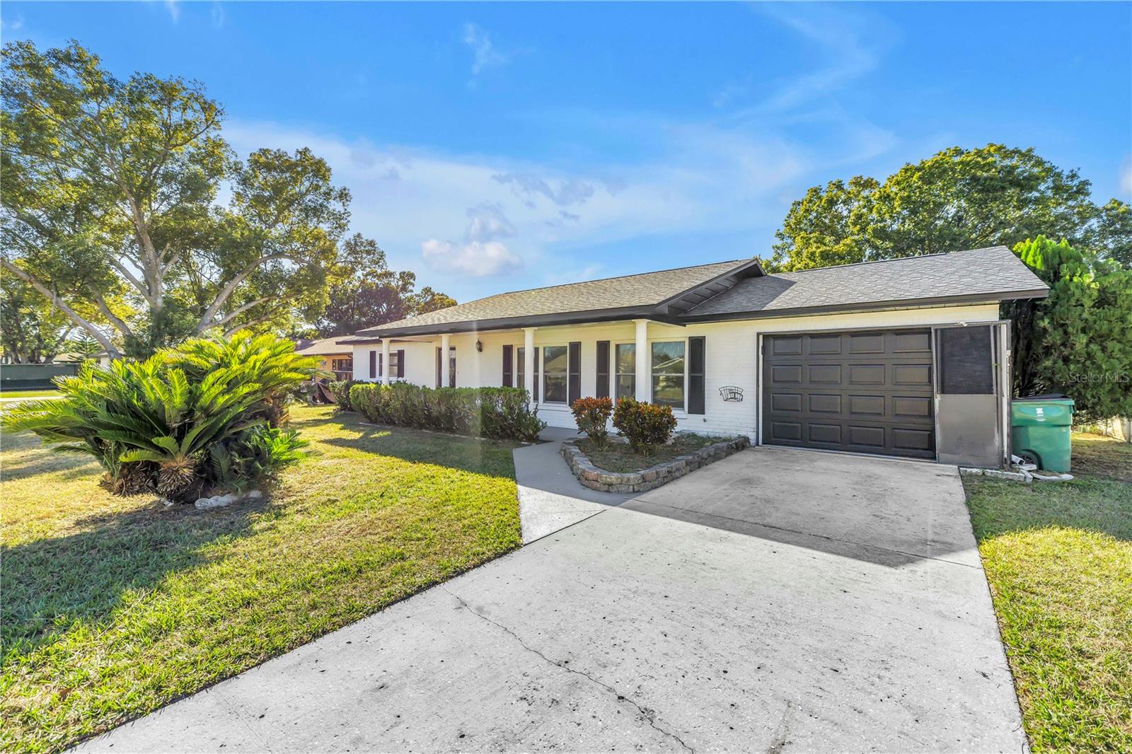 Details for 6127 18th Street, ZEPHYRHILLS, FL 33542