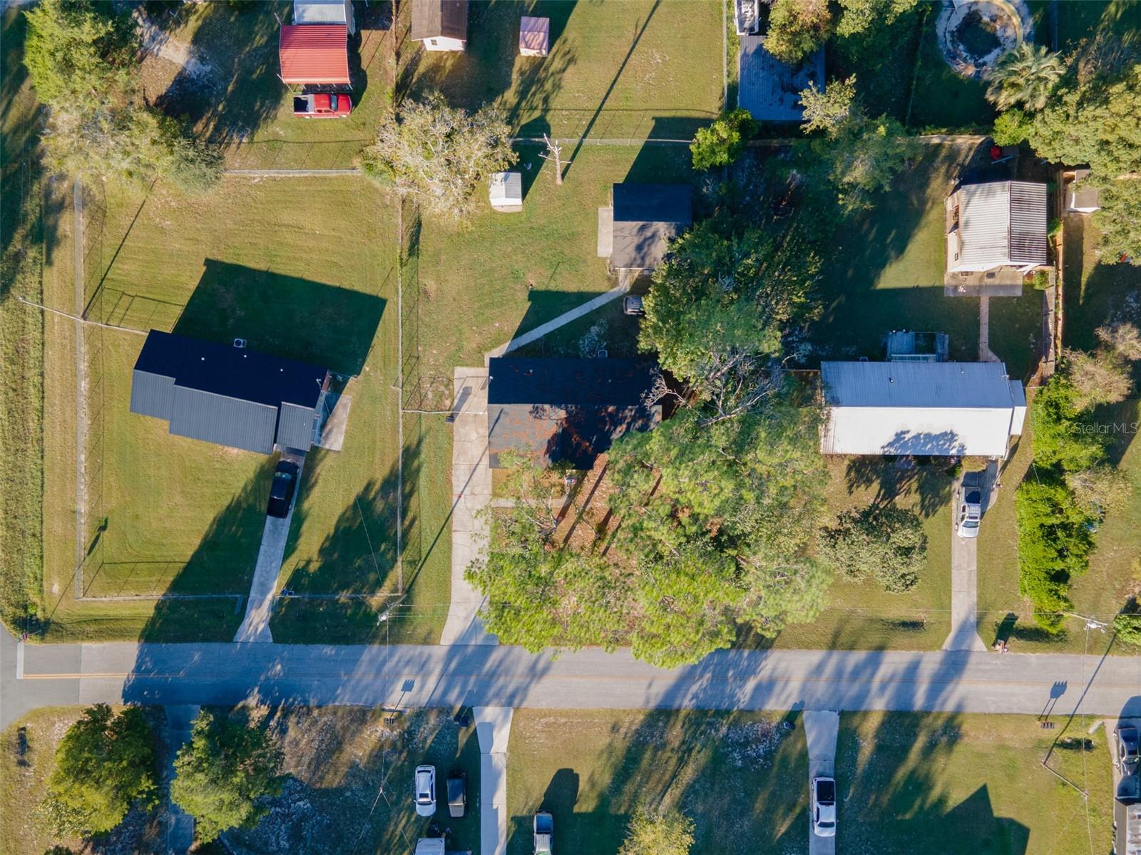 Listing photo id 22 for 248 Fabian Way