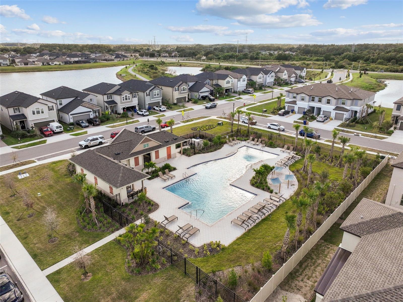 Image 59 of 80 For 8221 Corner Pine Way