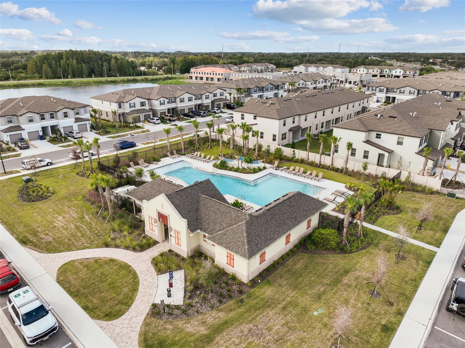 Image 61 of 80 For 8221 Corner Pine Way