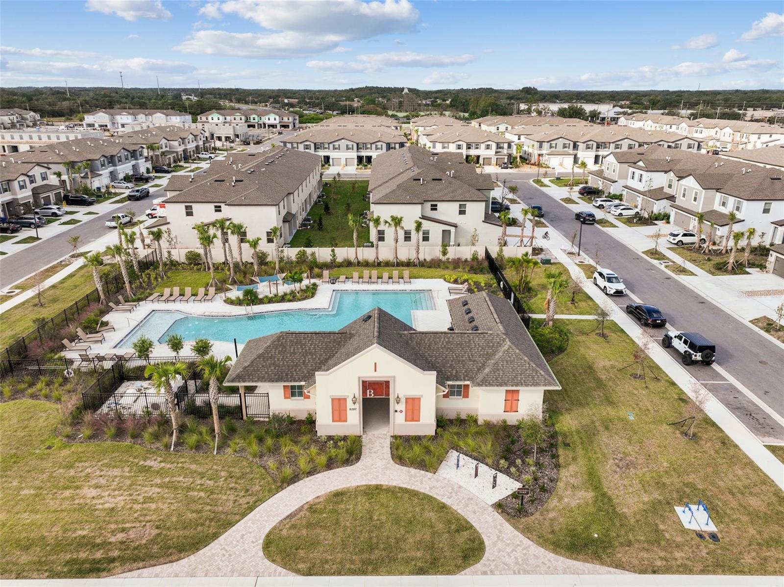 Image 62 of 80 For 8221 Corner Pine Way