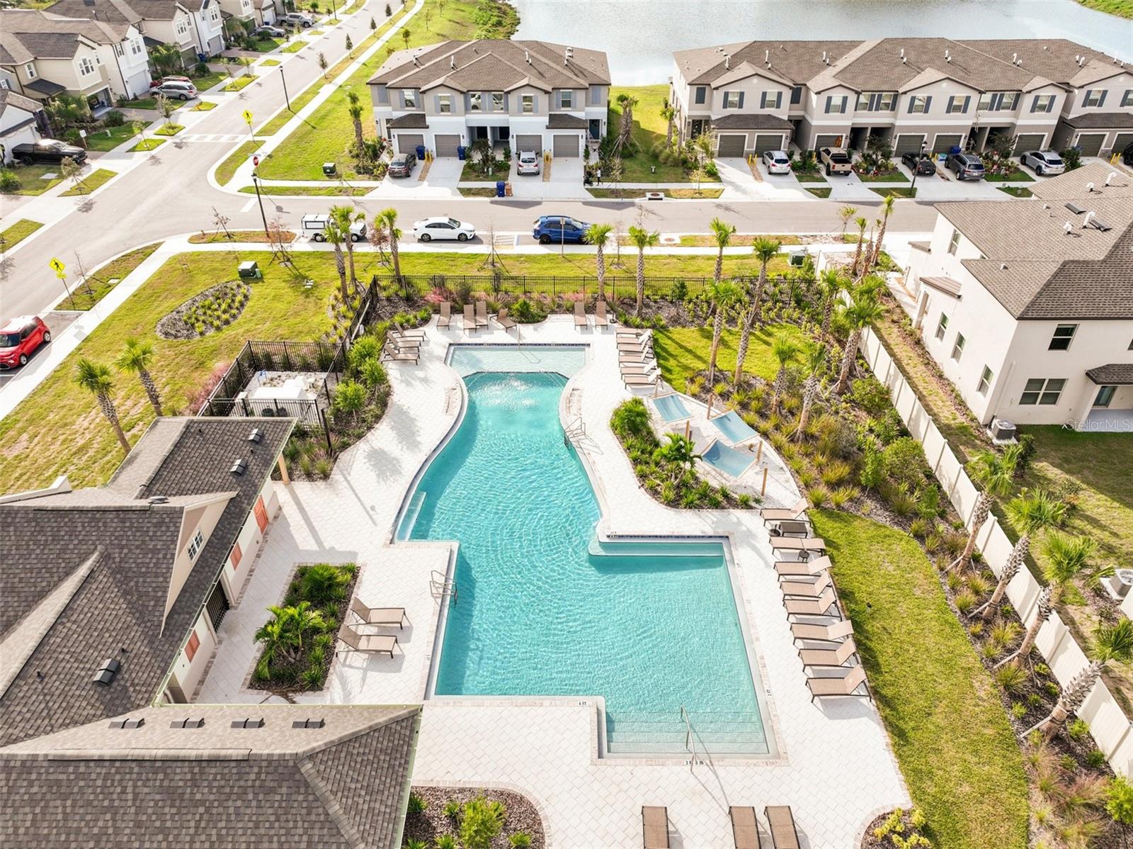 Image 69 of 80 For 8221 Corner Pine Way