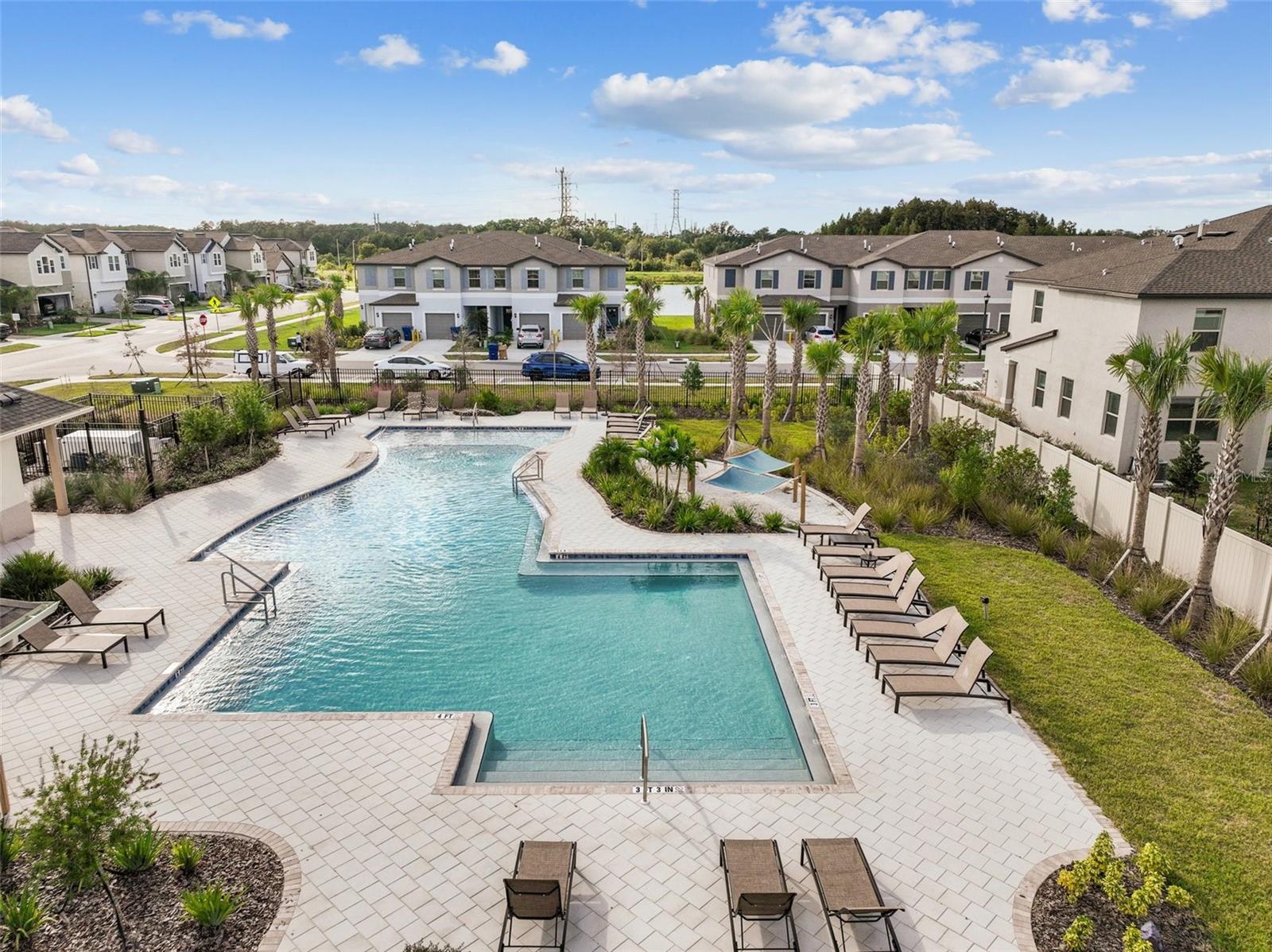 Image 71 of 80 For 8221 Corner Pine Way