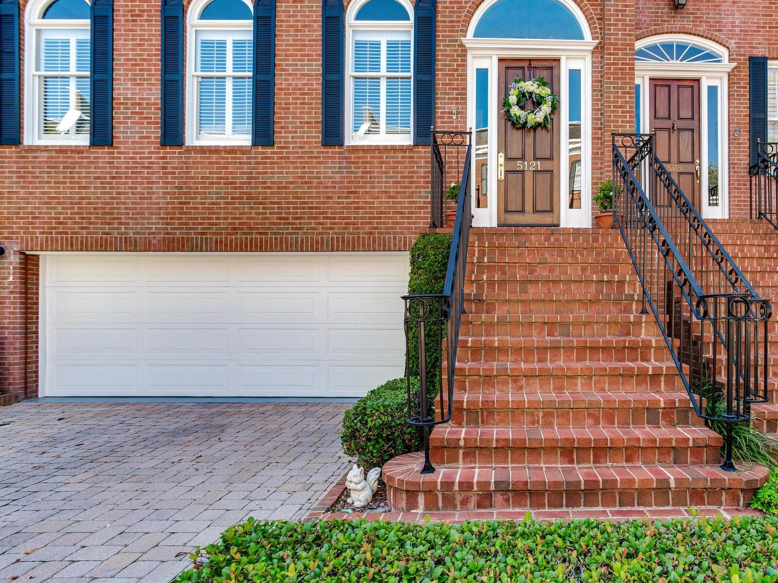 Image 2 of 85 For 5121 Nichol Street