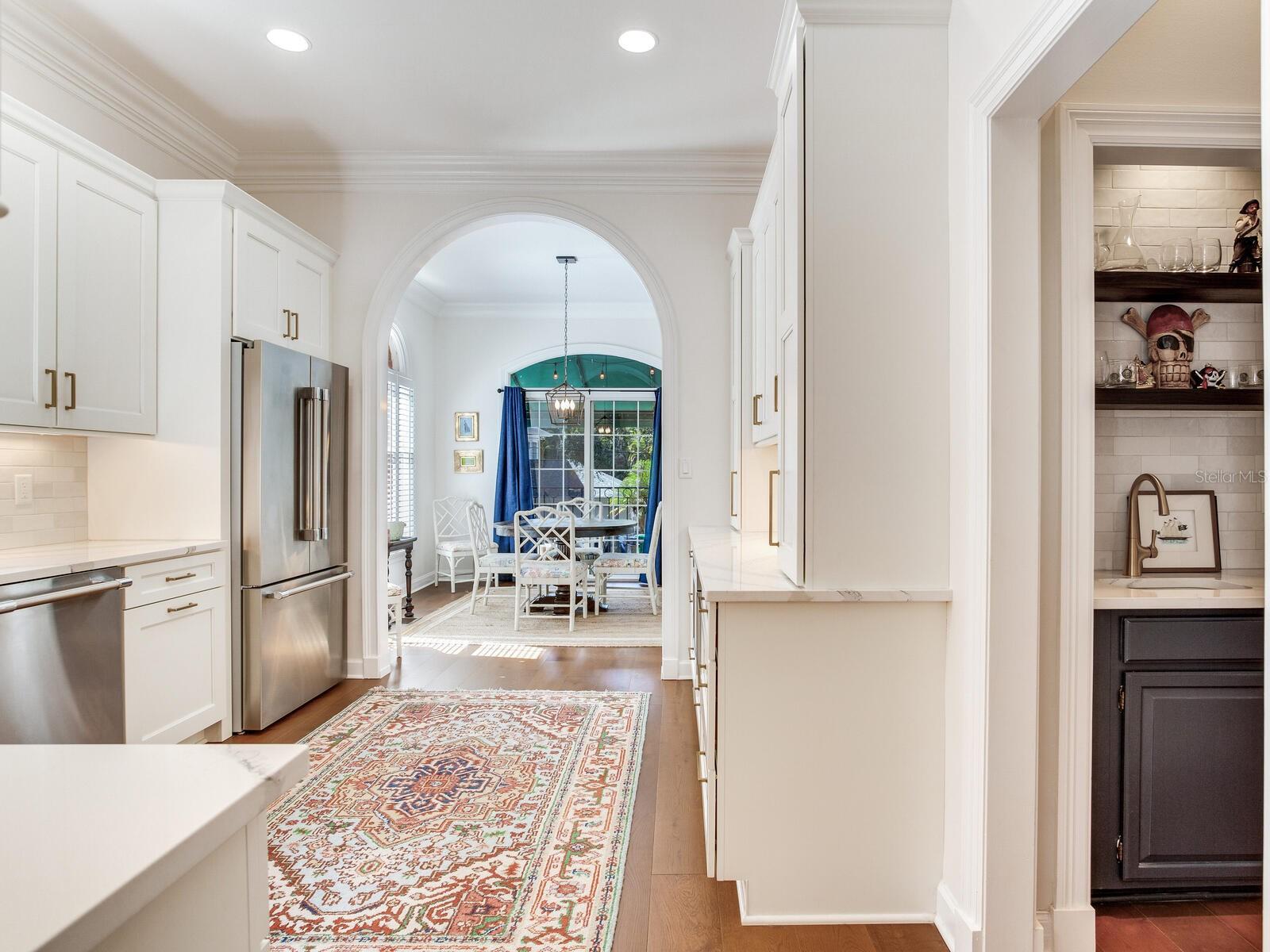 Image 20 of 85 For 5121 Nichol Street