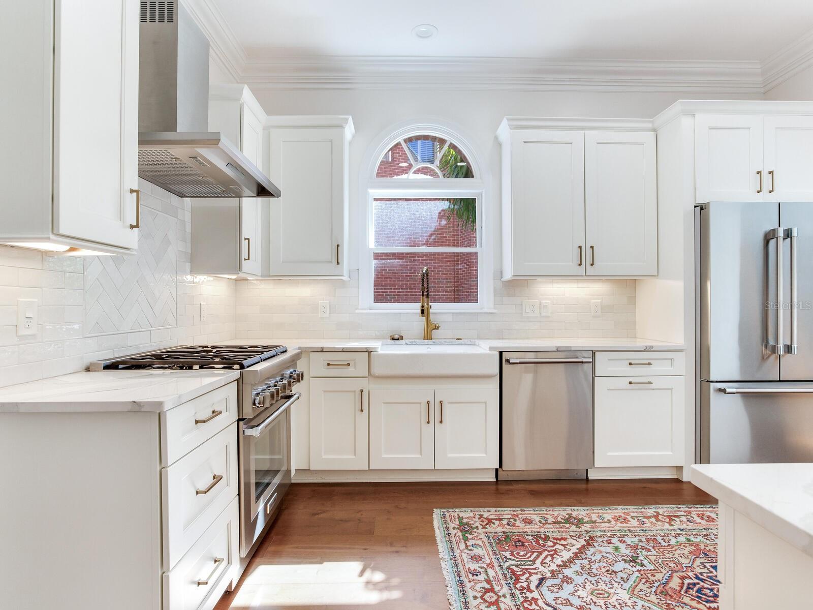 Image 22 of 85 For 5121 Nichol Street