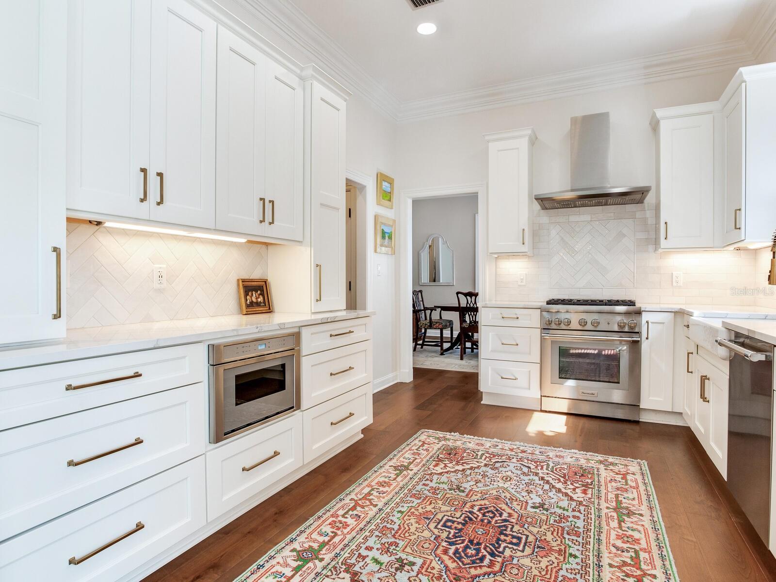 Image 26 of 85 For 5121 Nichol Street