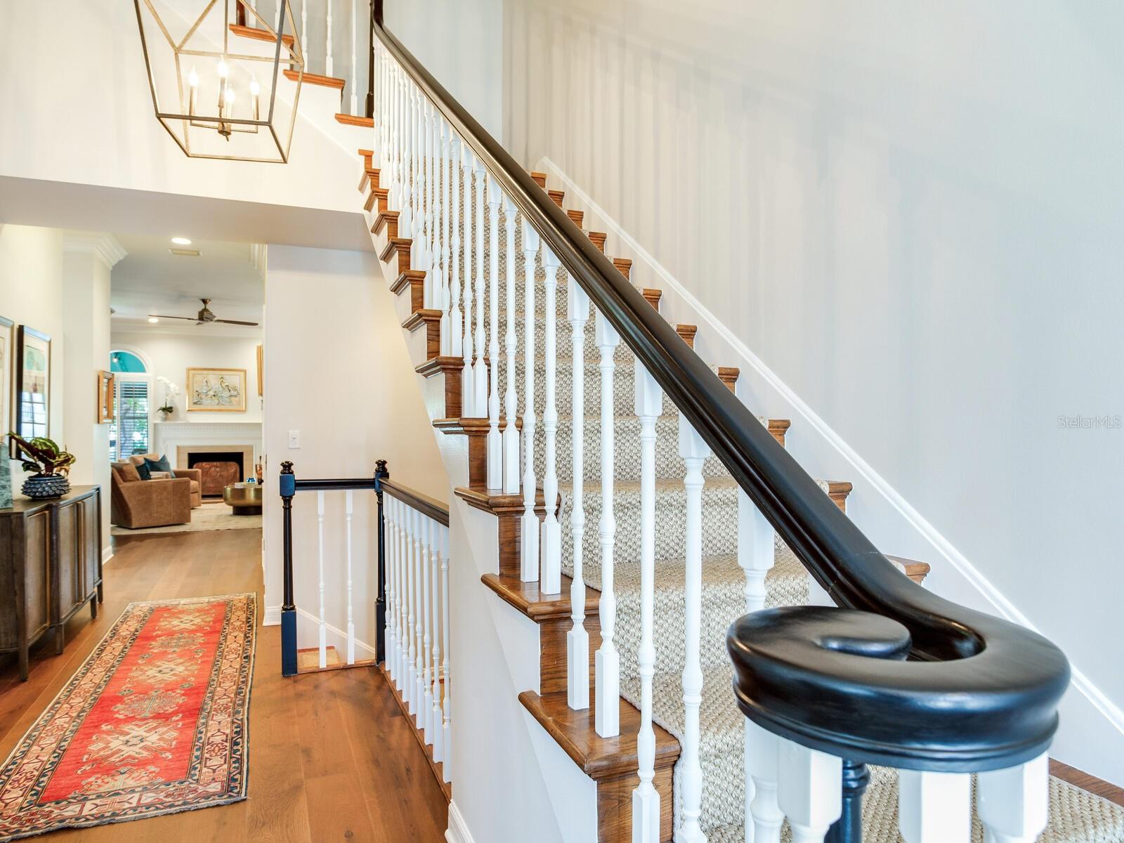 Image 4 of 85 For 5121 Nichol Street