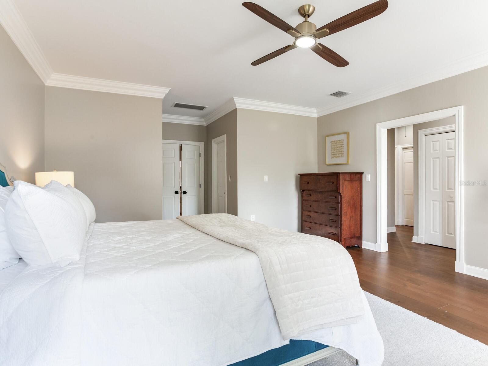 Image 52 of 85 For 5121 Nichol Street