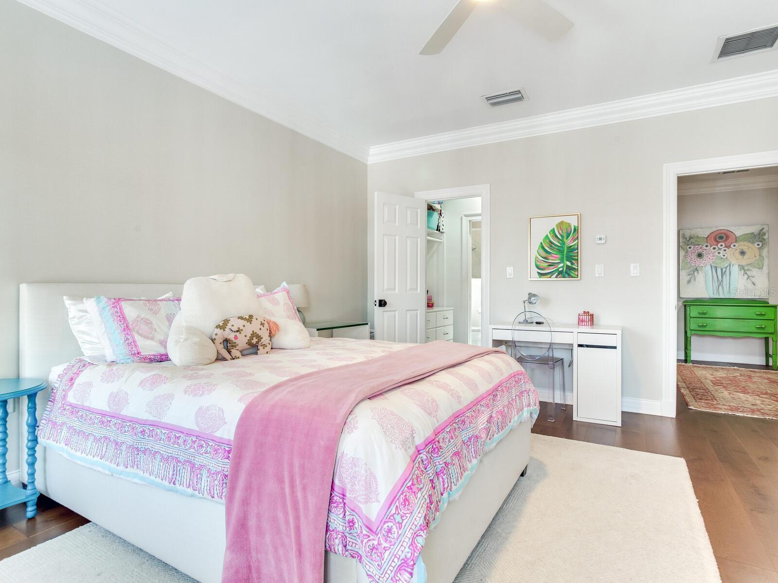 Image 61 of 85 For 5121 Nichol Street