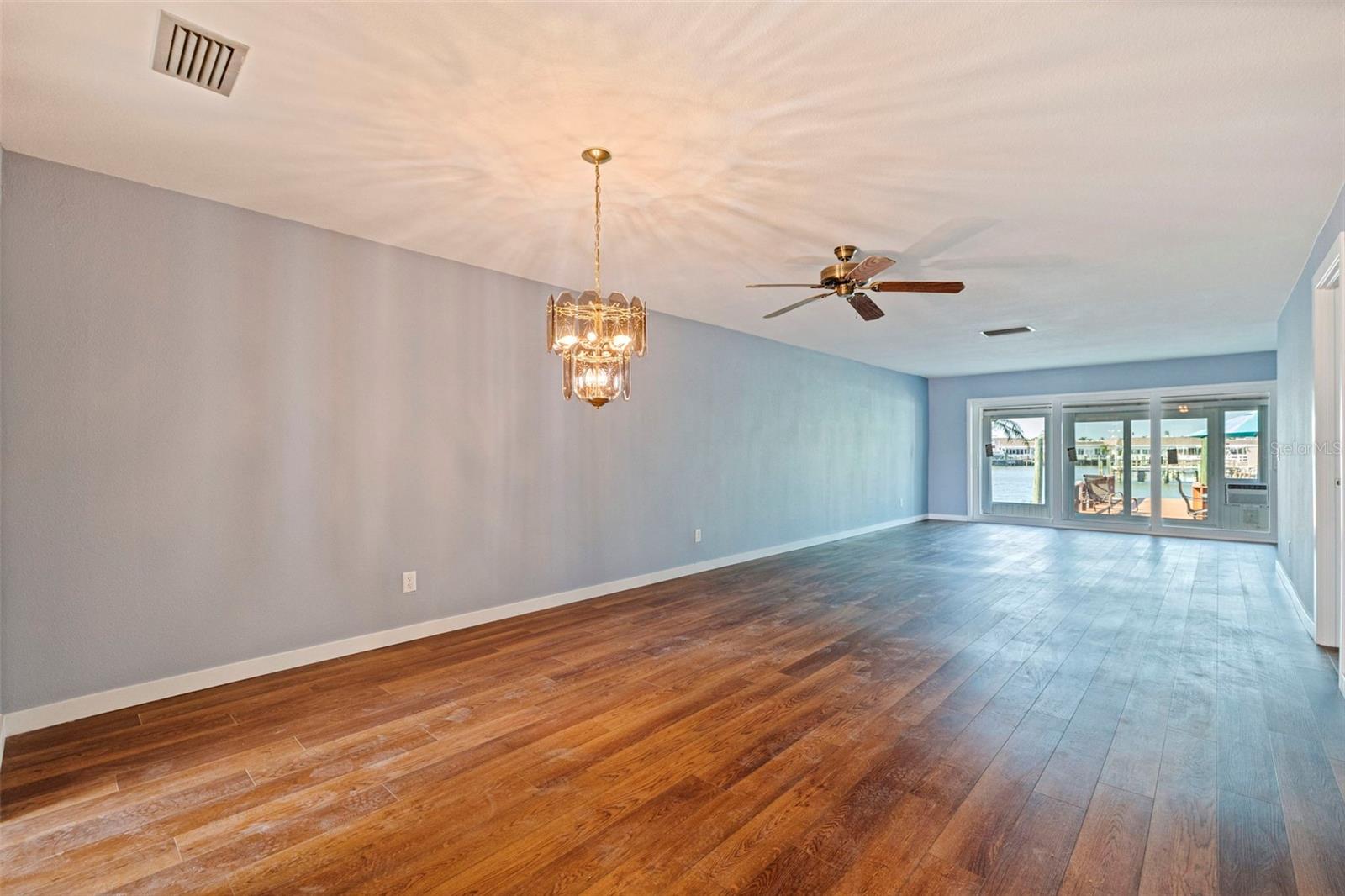 Image 9 of 41 For 409 Boca Ciega Point Boulevard S 409