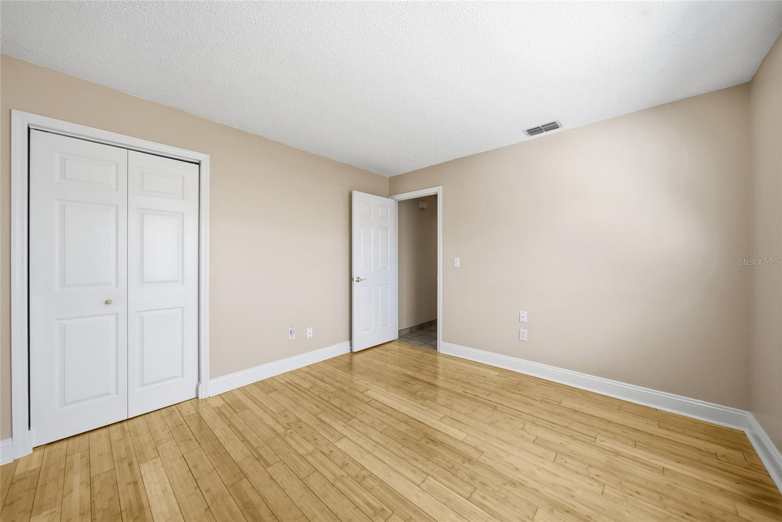 Image 16 of 48 For 5731 Ridgestone Drive