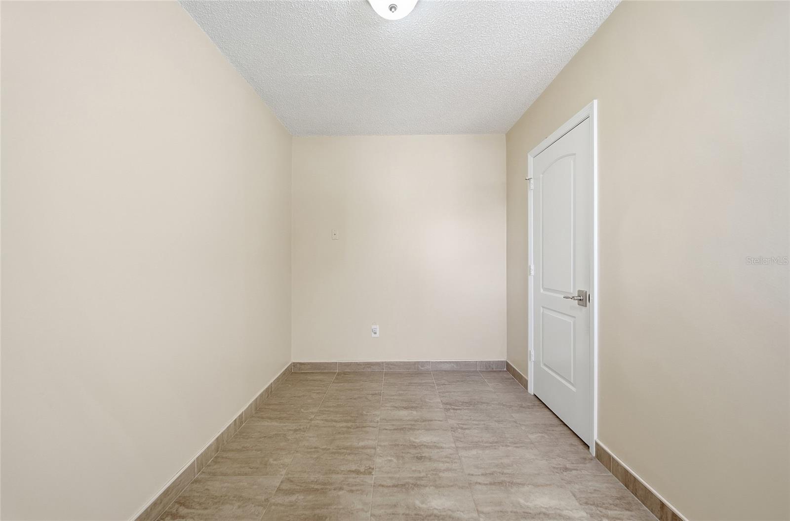 Image 21 of 48 For 5731 Ridgestone Drive