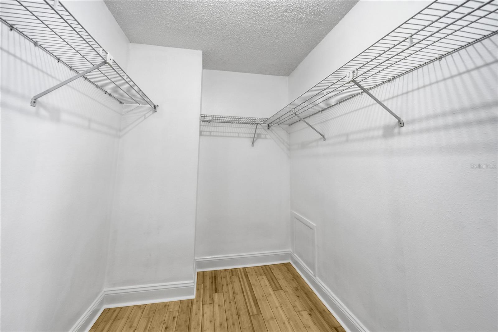 Image 28 of 48 For 5731 Ridgestone Drive