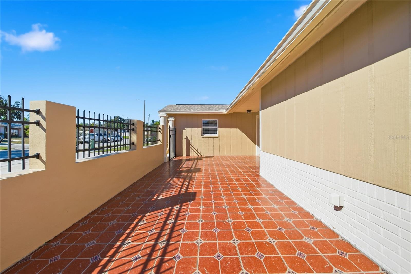 Image 5 of 48 For 5731 Ridgestone Drive