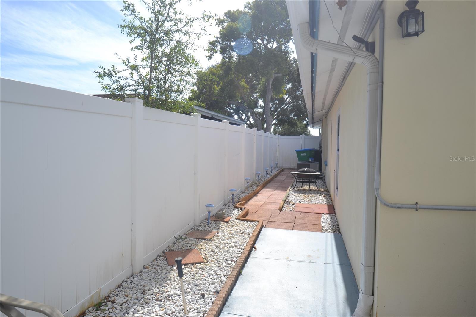 Image 30 of 48 For 1712 Suffolk Drive