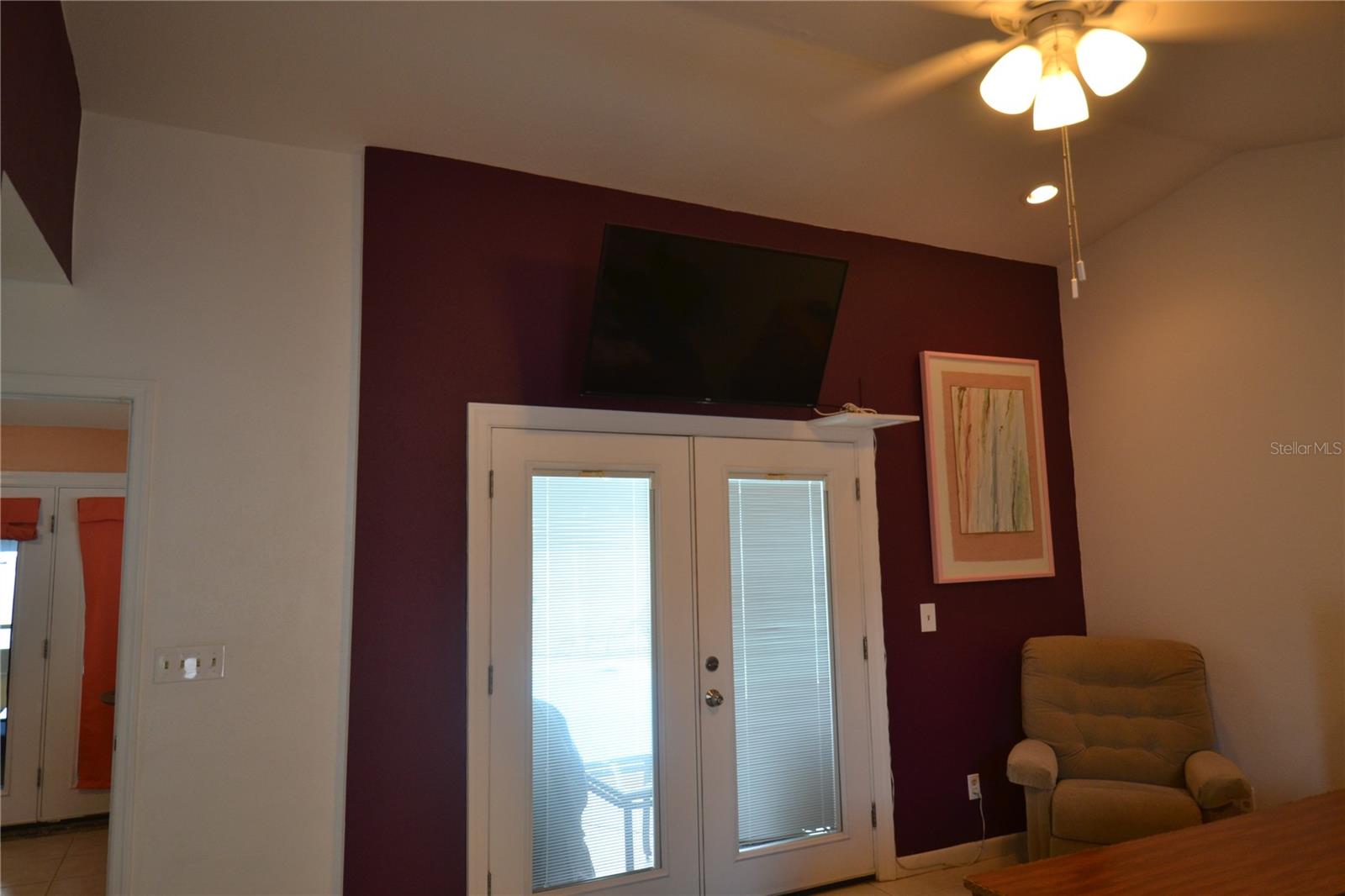 Image 38 of 48 For 1712 Suffolk Drive