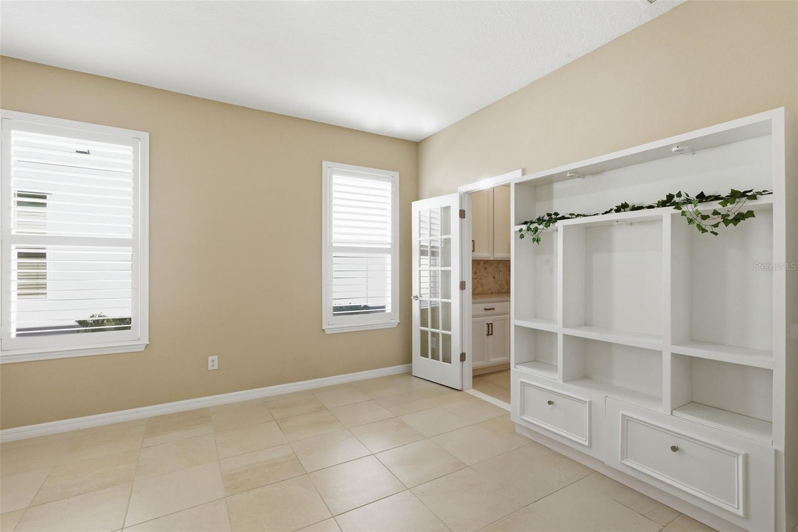 Listing photo id 8 for 10516 Tranquil Meadow Loop