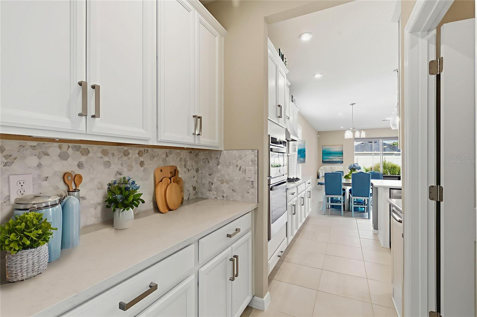 Listing photo id 21 for 10516 Tranquil Meadow Loop