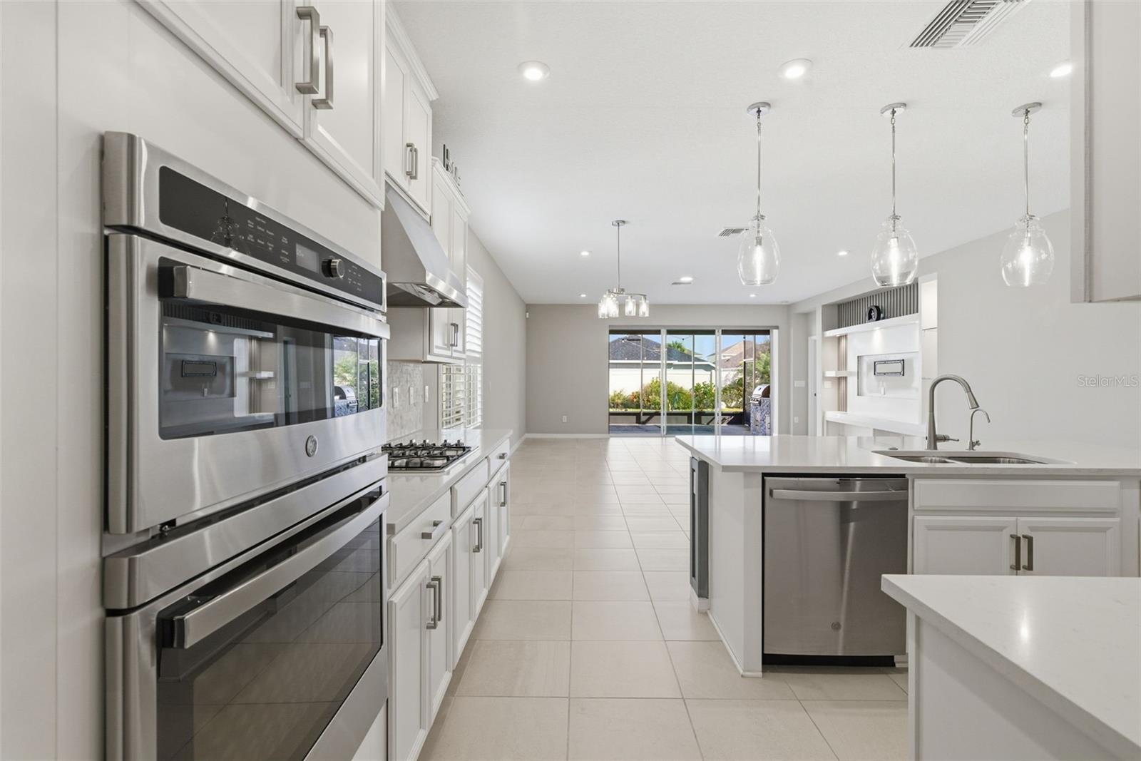 Listing photo id 23 for 10516 Tranquil Meadow Loop