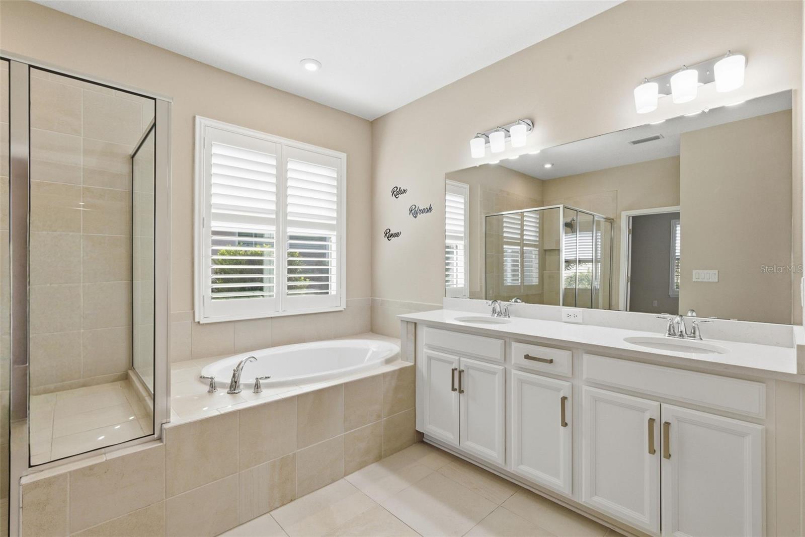 Listing photo id 31 for 10516 Tranquil Meadow Loop