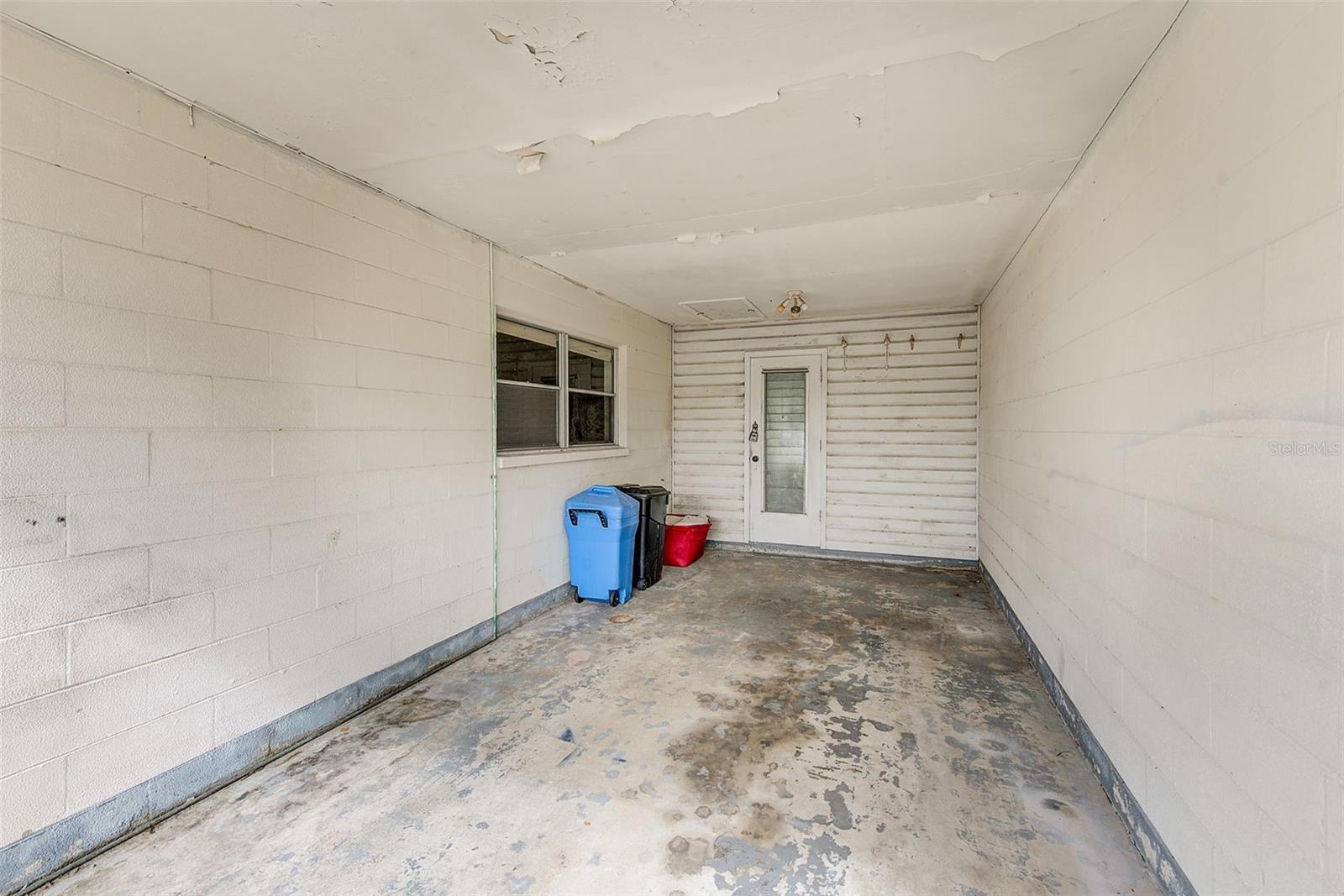 Image 19 of 32 For 4995 Trillium Court N