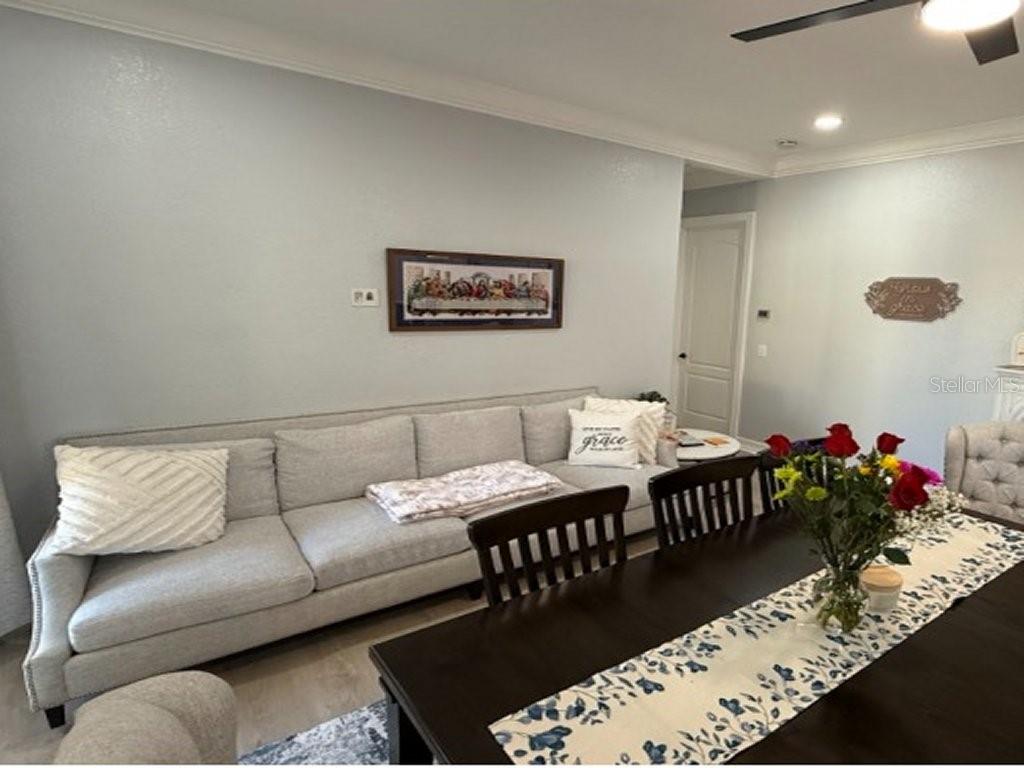 Image 12 of 47 For 9913 Hatton Circle