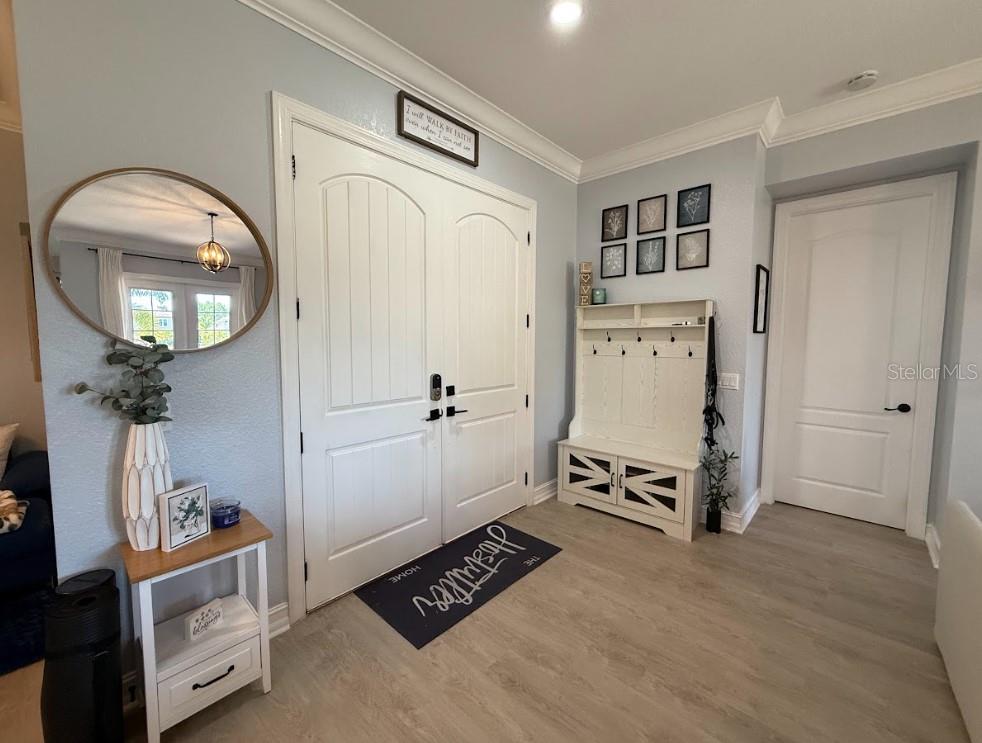 Image 43 of 47 For 9913 Hatton Circle